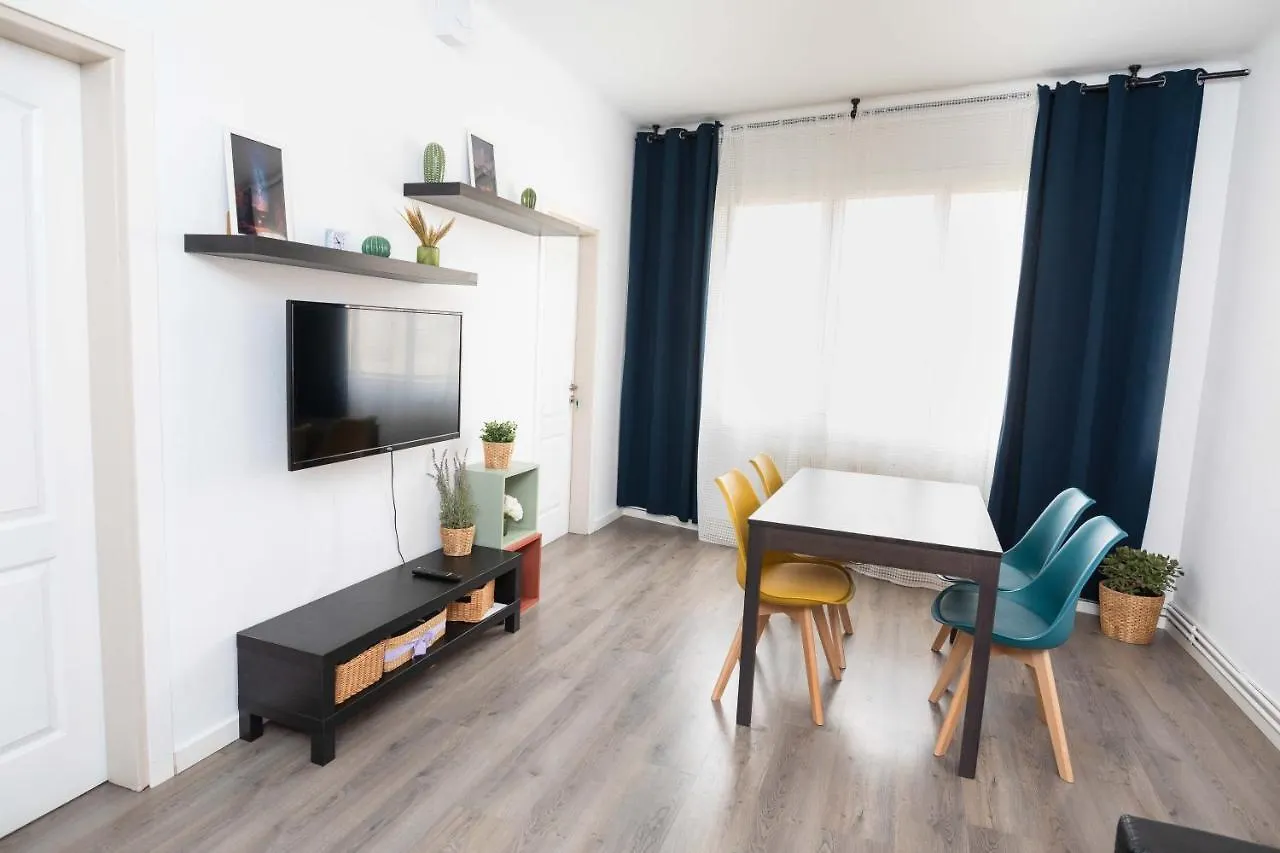Apartment Carrer De Joan Barcelona 0*,  Espanha