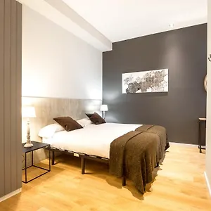 Apartment Rent Rambla Catalunya, Barcelona